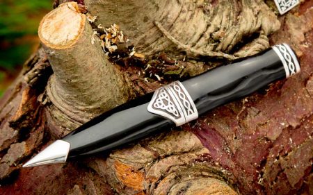 The finished sgian dubh